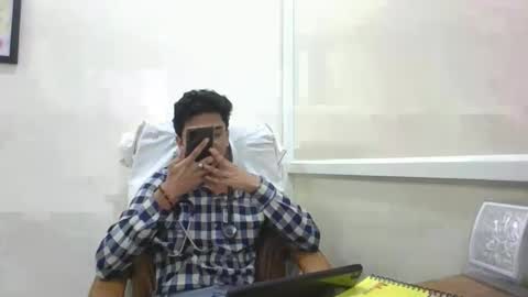 maskboyz2003 online show from 02/05/25, 01:11