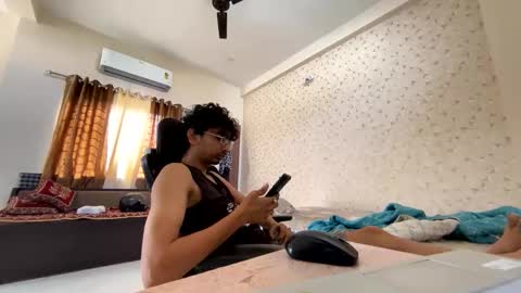 maskboyz2003 online show from 10/08/25, 03:04