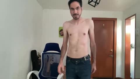 Snapshot of masked_latin_noir chatting on 12/04/25, 09:45 Masked Latin Noir online show from 12/04/25, 09:45