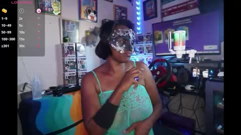 Snapshot of maskedmilf822397 chatting on 10/27/25, 06:45 maskedmilf822397 online show from 10/27/25, 06:45