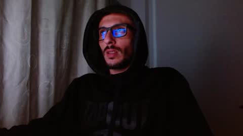 Snapshot of maskguy23 chatting on 09/26/25, 03:10 maskguy23 online show from 09/26/25, 03:10