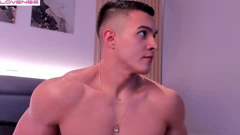 Mason Bennet online show from 09/16/25, 03:07