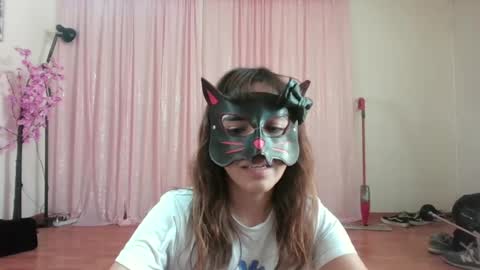 Snapshot of massage_kitty chatting on 05/24/26, 10:26 Massage Kitty online show from 05/24/26, 10:26