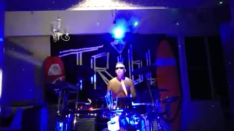 Snapshot of massageartist chatting on 10/30/25, 05:20 HappyZending online show from 10/30/25, 05:20