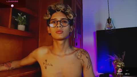   online show from 10/15/25, 08:20