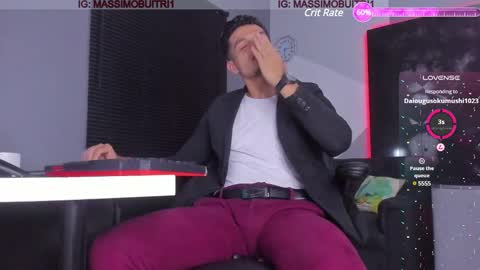 I am Massimo online show from 02/17/25, 11:42