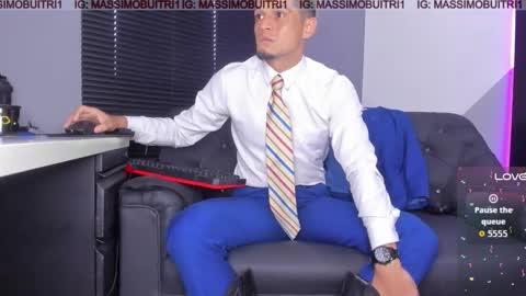 Snapshot of massimo_g chatting on 01/16/26, 12:20 I am Massimo online show from 01/16/26, 12:20