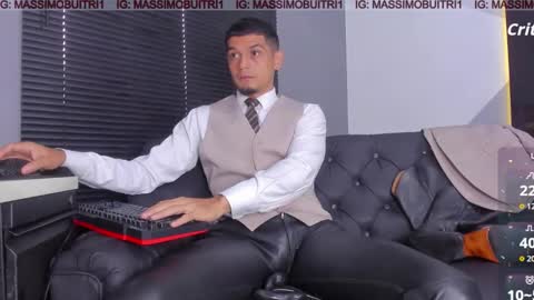 Snapshot of massimo_g chatting on 02/25/26, 12:26 I am Massimo online show from 02/25/26, 12:26