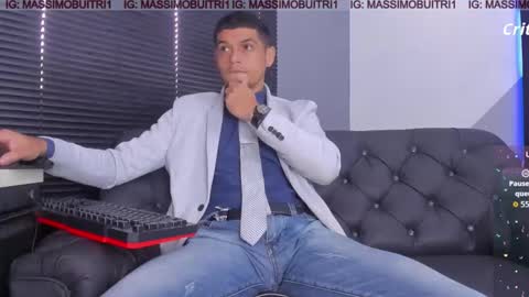 Snapshot of massimo_g chatting on 02/27/26, 01:33 I am Massimo online show from 02/27/26, 01:33