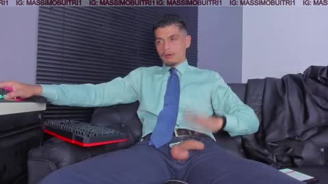 Snapshot of massimo_g chatting on 03/14/26, 11:32 I am Massimo online show from 03/14/26, 11:32