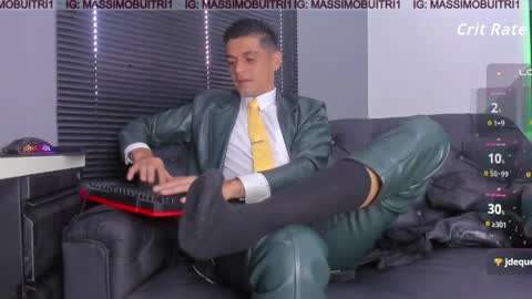 Snapshot of massimo_g chatting on 04/01/26, 01:41 I am Massimo online show from 04/01/26, 01:41