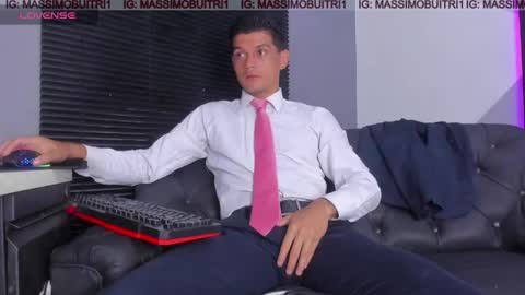 Snapshot of massimo_g chatting on 04/13/26, 12:49 I am Massimo online show from 04/13/26, 12:49