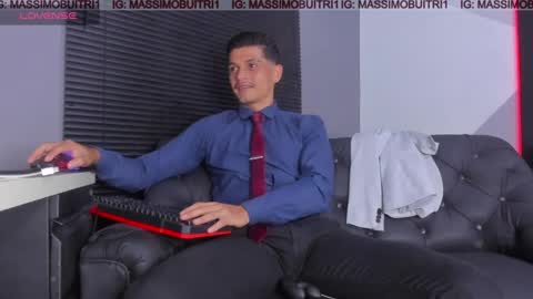 Snapshot of massimo_g chatting on 04/24/26, 12:24 I am Massimo online show from 04/24/26, 12:24