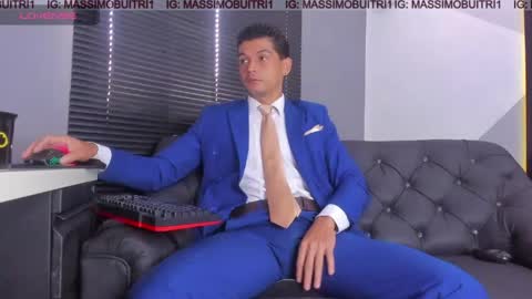 Snapshot of massimo_g chatting on 05/12/26, 12:24 I am Massimo online show from 05/12/26, 12:24
