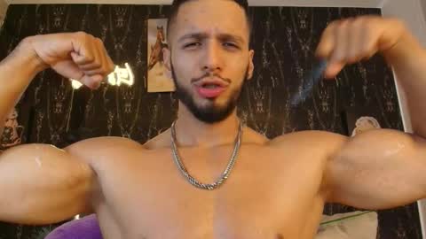 massimo_greco2 online show from 10/27/25, 09:30