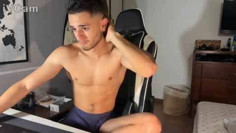 massimo online show from 09/22/25, 11:18