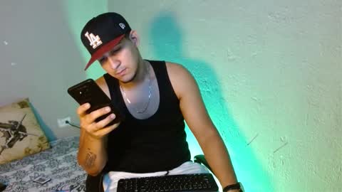 Snapshot of massimo_vidal chatting on 11/13/25, 08:52 massimo_vidal online show from 11/13/25, 08:52