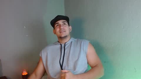 Snapshot of massimo_vidal chatting on 01/15/26, 02:32 massimo_vidal online show from 01/15/26, 02:32
