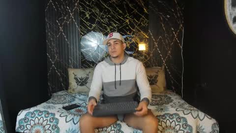Snapshot of massimo_vidal chatting on 02/24/26, 01:09 massimo_vidal online show from 02/24/26, 01:09