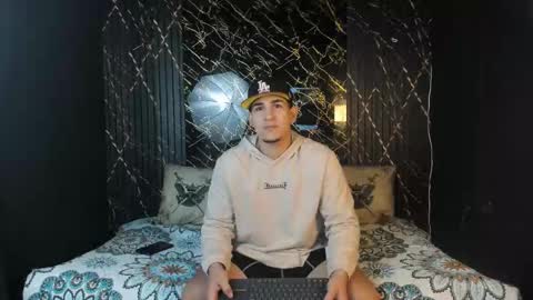 Snapshot of massimo_vidal chatting on 02/26/26, 12:15 massimo_vidal online show from 02/26/26, 12:15
