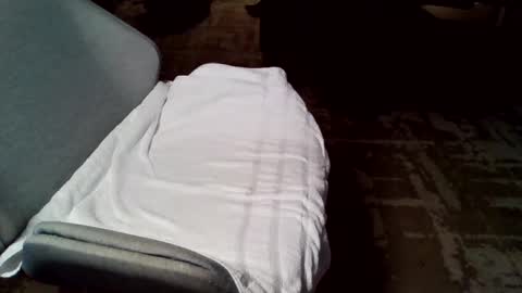 Snapshot of massive_abrasions69 chatting on 02/28/25, 03:04 Massive Abrasions online show from 02/28/25, 03:04