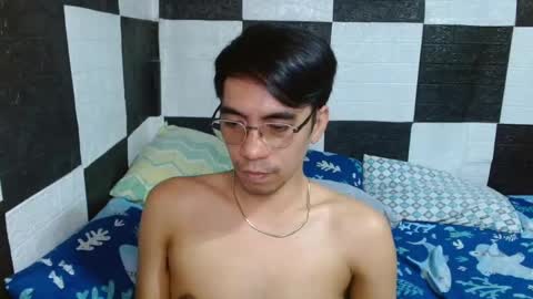 massive_boner02 online show from 01/12/25, 03:49