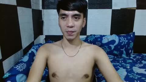 massive_boner02 online show from 11/10/25, 10:53