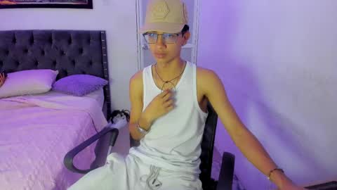 master_boy28 online show from 02/17/25, 06:53