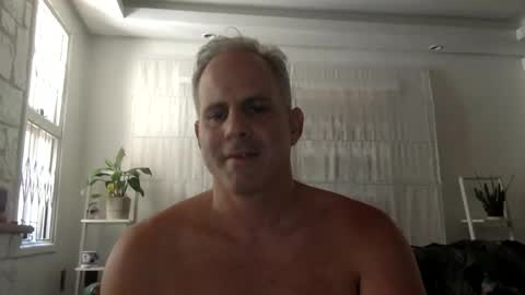 Snapshot of master_cuck2000 chatting on 12/12/24, 02:11 master_cuck2000 online show from 12/12/24, 02:11