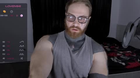 Snapshot of master_oil chatting on 12/07/24, 11:12 Huge Alex online show from 12/07/24, 11:12