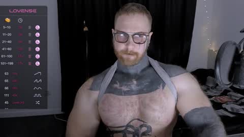 Snapshot of master_oil chatting on 12/24/24, 03:26 Huge Alex online show from 12/24/24, 03:26