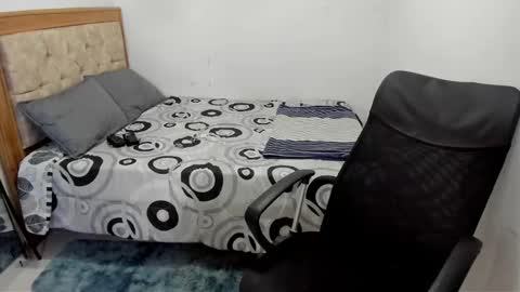 Snapshot of masteralda09 chatting on 10/13/25, 04:07 Alpha junior online show from 10/13/25, 04:07