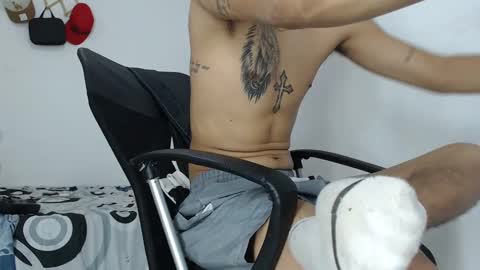 Snapshot of masteralda09 chatting on 10/14/25, 04:24 Alpha junior online show from 10/14/25, 04:24