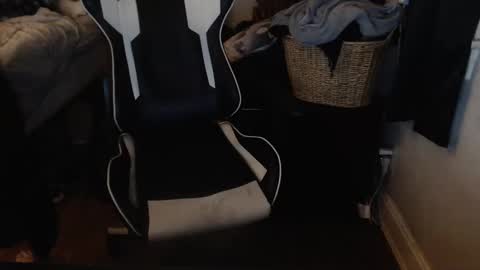 MasterbateMike online show from 09/28/25, 06:19