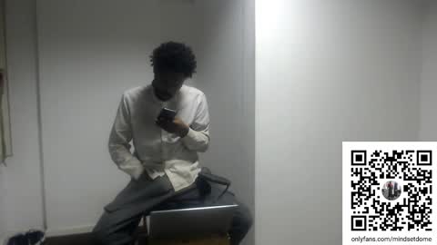 Snapshot of masterdomfuck chatting on 09/17/25, 10:33 Masterdomfuck online show from 09/17/25, 10:33