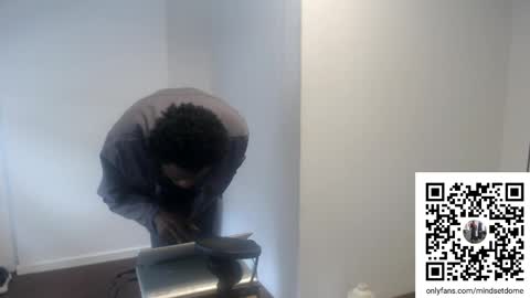 Snapshot of masterdomfuck chatting on 09/21/25, 02:08 Masterdomfuck online show from 09/21/25, 02:08