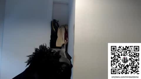 Snapshot of masterdomfuck chatting on 02/16/26, 11:17 Masterdomfuck online show from 02/16/26, 11:17