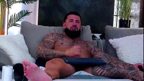 masterkingofmuscle online show from 10/10/25, 06:45