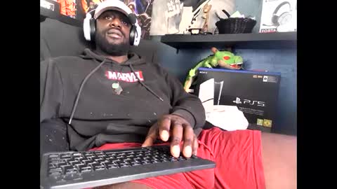 Snapshot of mastermarvel22 chatting on 02/21/26, 03:02 BlackMarvel online show from 02/21/26, 03:02