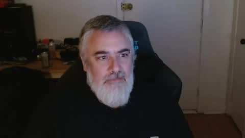 Snapshot of mastermcgirt chatting on 05/30/26, 06:49 Dave online show from 05/30/26, 06:49
