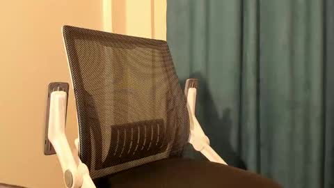 Snapshot of mastermiko chatting on 02/09/25, 11:57 Silly Rabbit online show from 02/09/25, 11:57