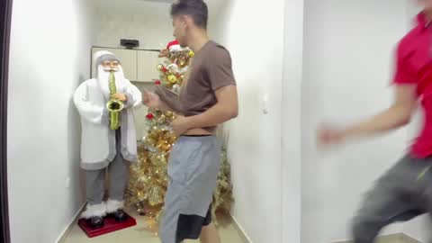 Team Cris Darwin- Fernando- Stiven- David online show from 12/22/24, 11:22