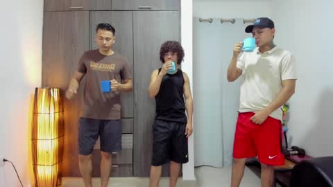 Team Cris Darwin- Fernando- Stiven- David online show from 01/17/25, 11:06