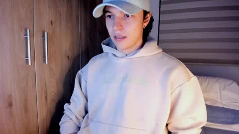 mastrangelo_x online show from 05/19/26, 03:24