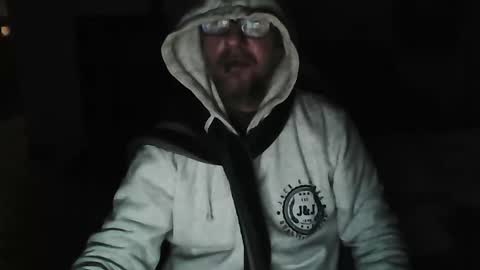 mat11efou online show from 01/02/25, 05:18