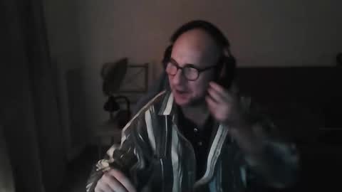 mat11efou online show from 09/28/25, 08:36