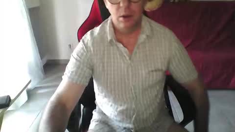 mat11efou online show from 05/26/26, 08:32