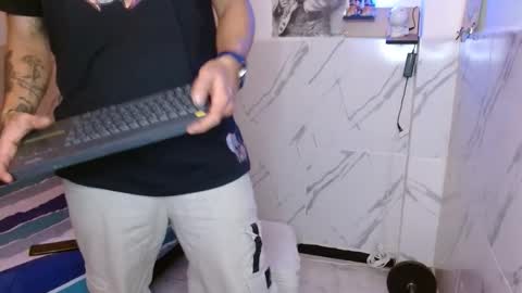 Snapshot of mat_kush chatting on 12/03/25, 02:41 Matt online show from 12/03/25, 02:41