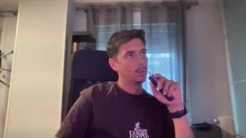 Snapshot of matahavi chatting on 09/30/25, 05:40 Aaron online show from 09/30/25, 05:40