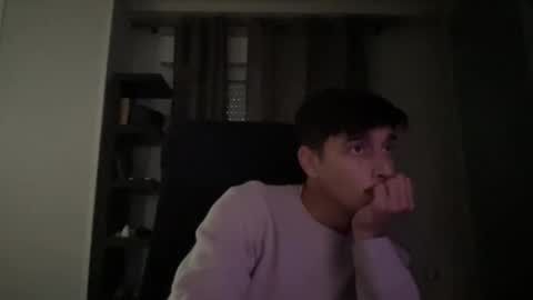 Snapshot of matahavi chatting on 11/17/25, 04:13 Aaron online show from 11/17/25, 04:13